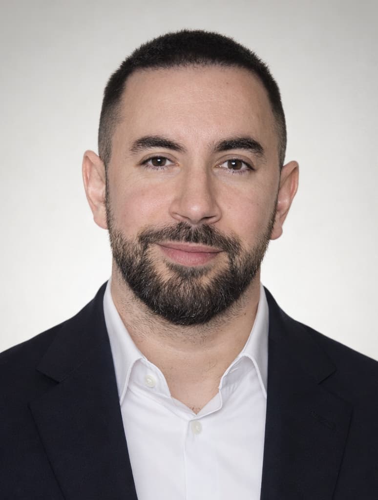 Andi Tomja — Motion & Graphic Designer